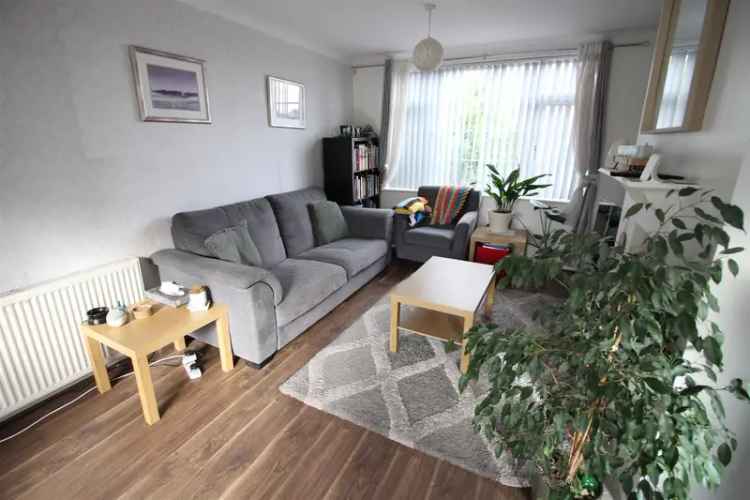 4 Bedroom Semi Detached House to Rent