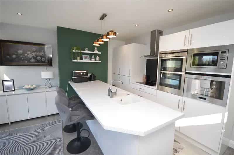 Three Bedroom Semi-Detached Home Near M62 M1 Motorways