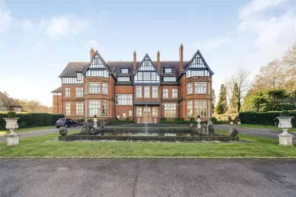 Hatchford Manor, Ockham Lane, Cobham, Surrey, KT11 1LH | Property for sale | Savills