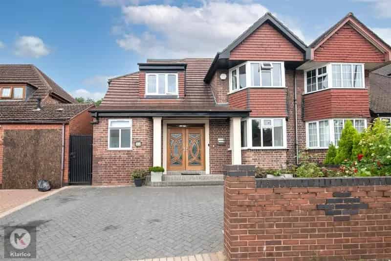 5 Bedroom Semi Detached House for Sale in Sparkhill Birmingham