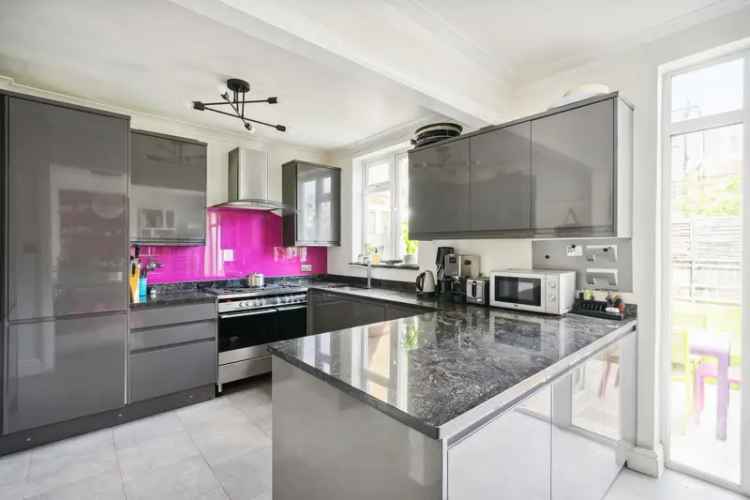 4 Bedroom Semi-Detached House to Rent Eastbourne Gardens London