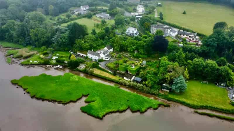 4 Bedroom Semi-Detached House for Sale Near Polbathic Lake