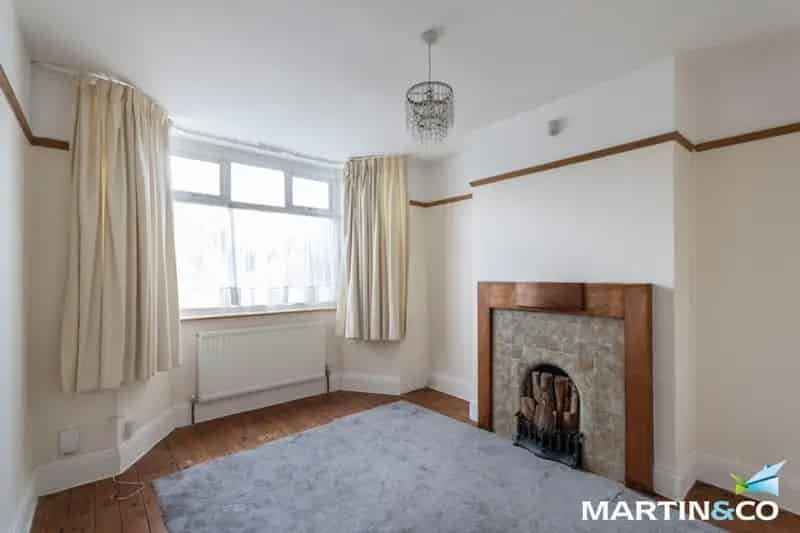 3 Bedroom House To Rent