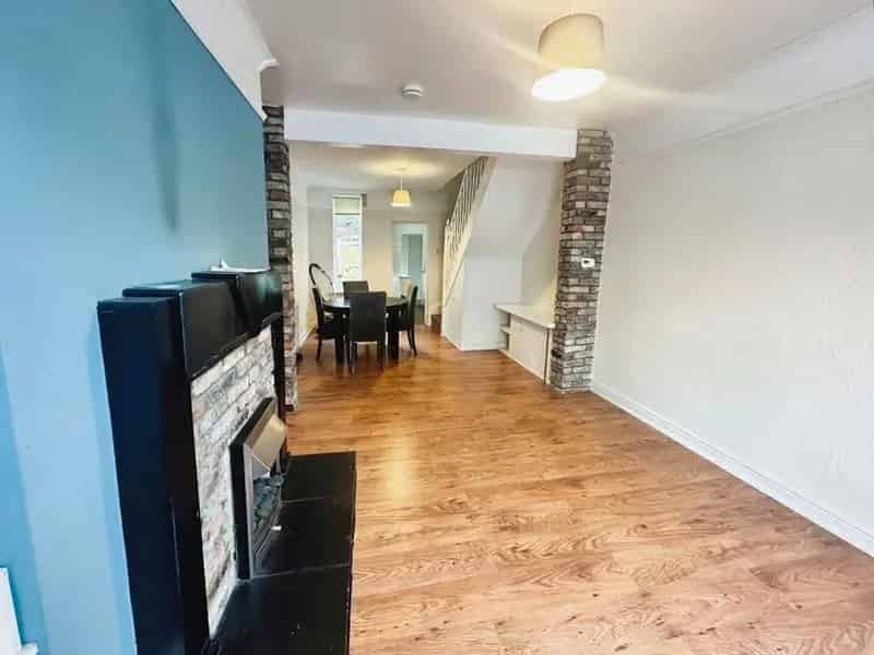 2 Bedroom Mid Terrace House to Rent York YO31