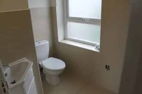 1 Bedroom Apartment Cardiff 80m² En Suite Furnished Balcony