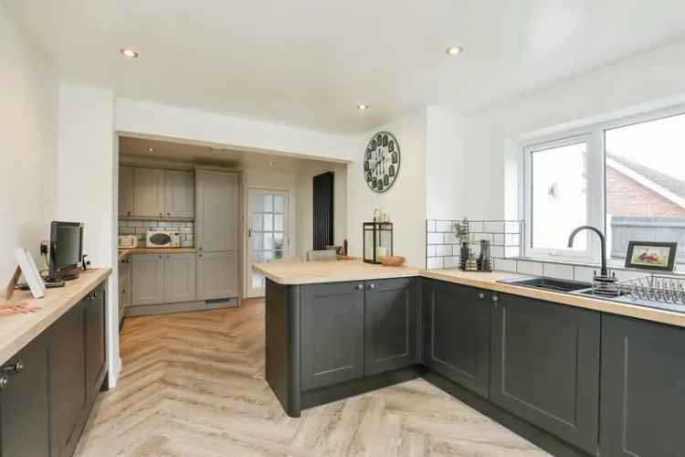 2 Bed Detached Bungalow in Sparham