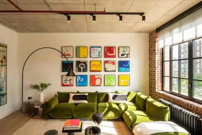 Flat for sale in 8 Harbord Square, Canary Wharf, London E14