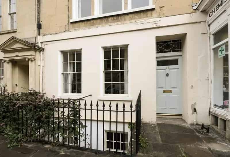 1 Bedroom Apartment for Rent