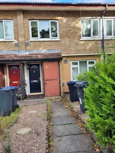 2 Bed House Large Garden Birmingham Council Quiet Safe Area