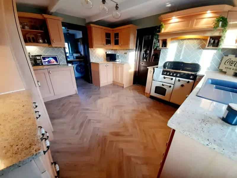 5 bedroom House
 For Sale