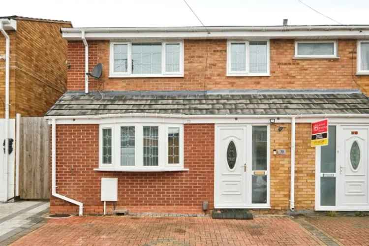 Five Bedroom Semi Detached Family Home with Ground Floor En-Suite