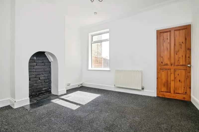 3 Bed House in Smethwick Near Transport Links
