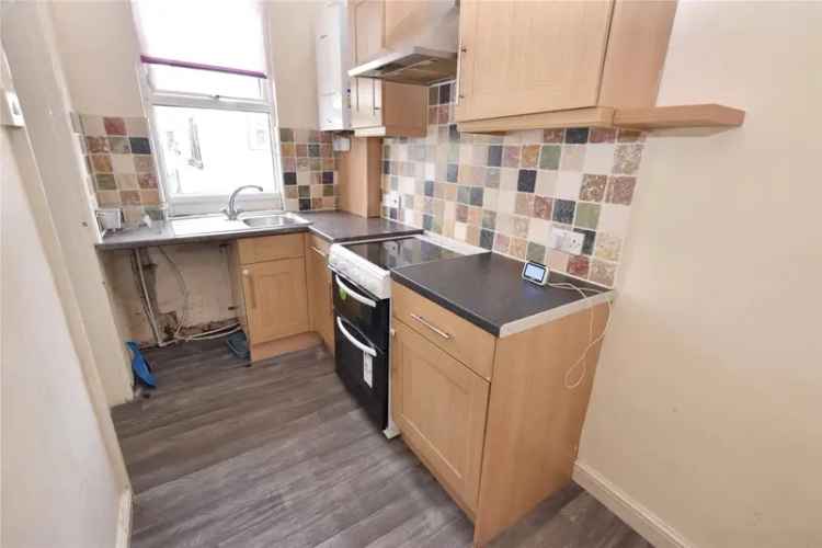 House For Sale in Leeds, England