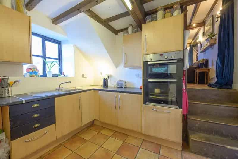 2 Bedroom Cottage for Sale