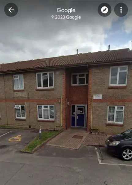 Flat For Rent in Havant, England