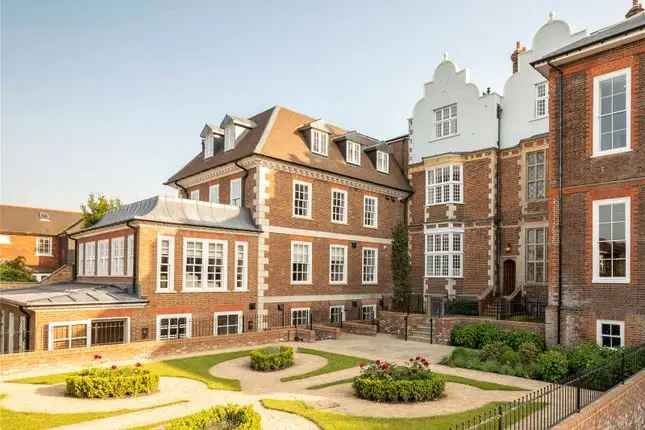 2 Bed Penthouse Apartment Wimbledon Village Grade II Listed Manor House