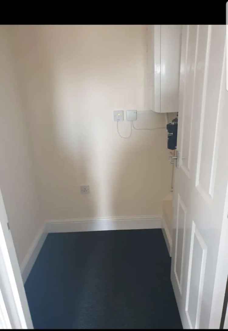 Flat For Rent in Welwyn Hatfield, England