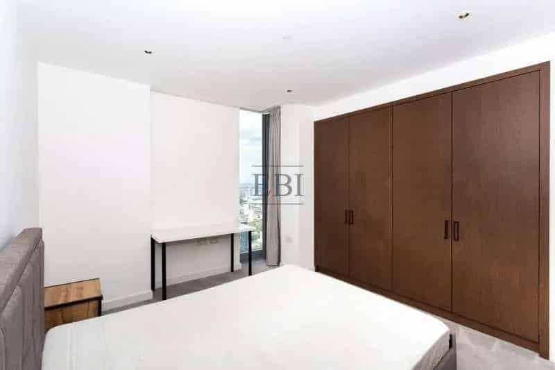 2 Bed Flat for Sale in Landmark Pinnacle Canary Wharf