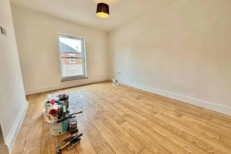 2 Bed House in Norwich NR3 - Modern Kitchen & Open Plan Living