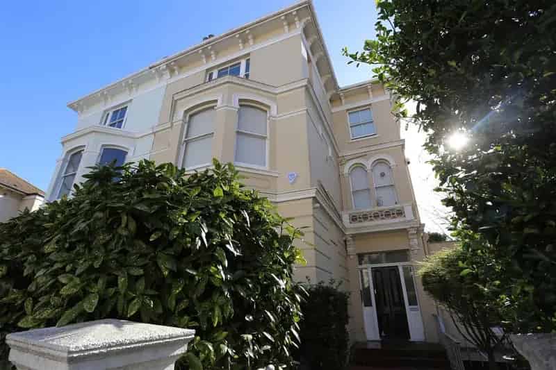 Studio to Rent Brighton Hove Property Management