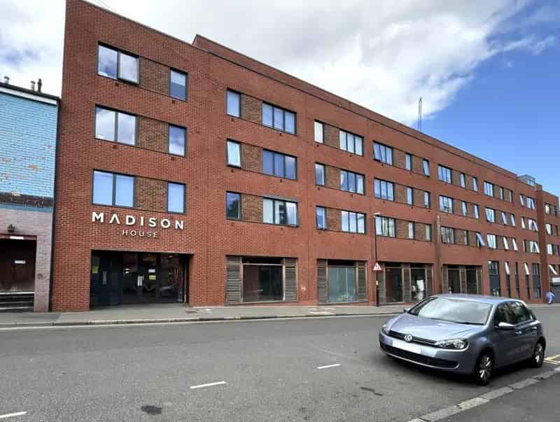 2 Bedroom Furnished Apartment Madison House Immediate Rental