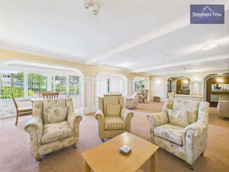 2 Bed Retirement Apartment for Sale