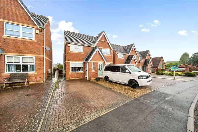 House For Sale , 8, Albion Street, Leeds, England