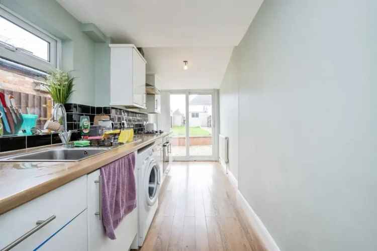 2 Bed Mid Terrace House South Bedford