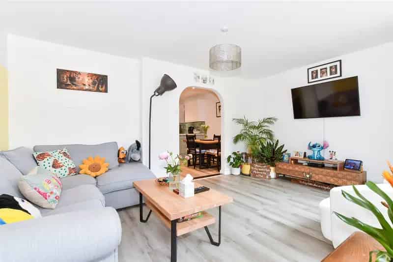 2 Bedroom Teraced House for Sale Near Maidstone