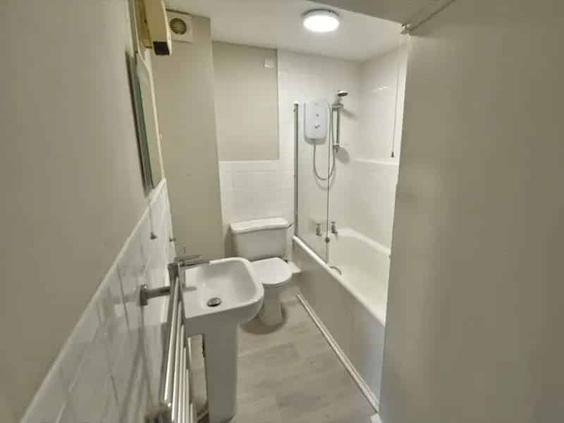Spacious 2-Bedroom Ground Floor Flat Grassington Village Centre