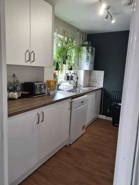 House For Rent in Worthing, England