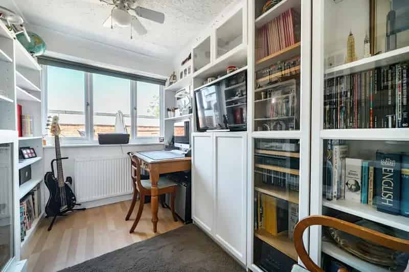 3 Bed House for Sale Meon Walk Basingstoke