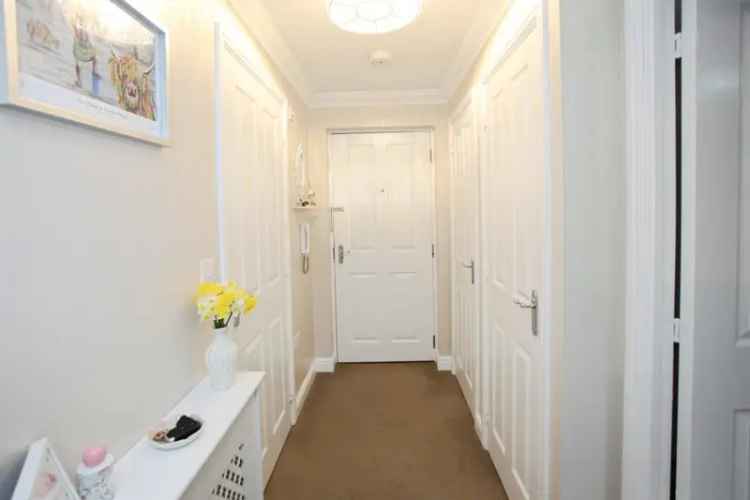 1 Bedroom Ground Floor Flat with Parking EPC B