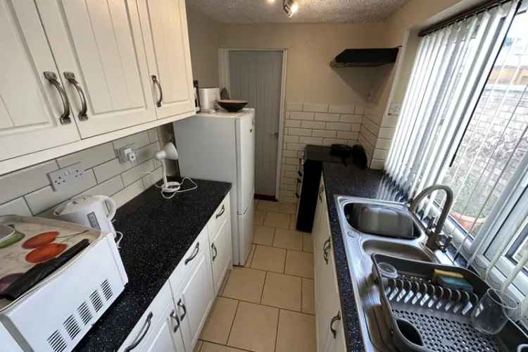 Two Bedroom Mid Terrace House Gorleston On Sea Zero Deposit Available