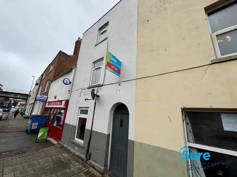 1 Bedroom Flat to Rent Kingsholm Available September 12th