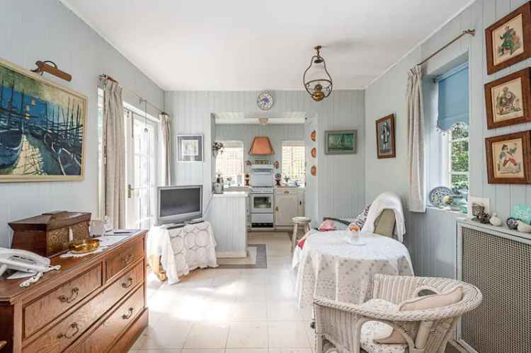 4 Bedroom Detached House for Sale in Hampstead Heath