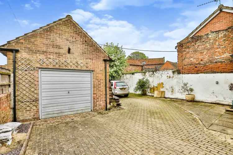 3 Double Bedroom Detached Cottage Swaffham