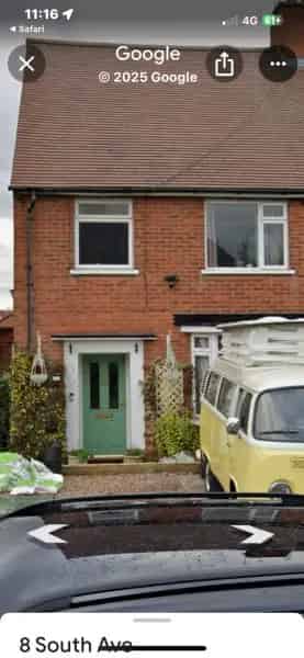 Three Bed 1930s House Near Shops and Schools
