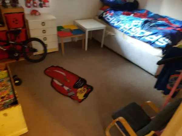 Flat For Rent in Worthing, England