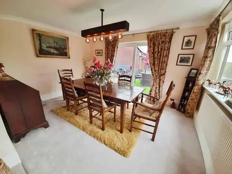 4 Bedroom Detached House with Extensive Land