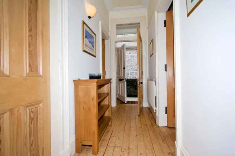 Flat For Rent in 35,37, Cairnfield Place, Aberdeen City, Scotland