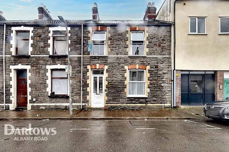 5 Bedroom Terraced House for Sale