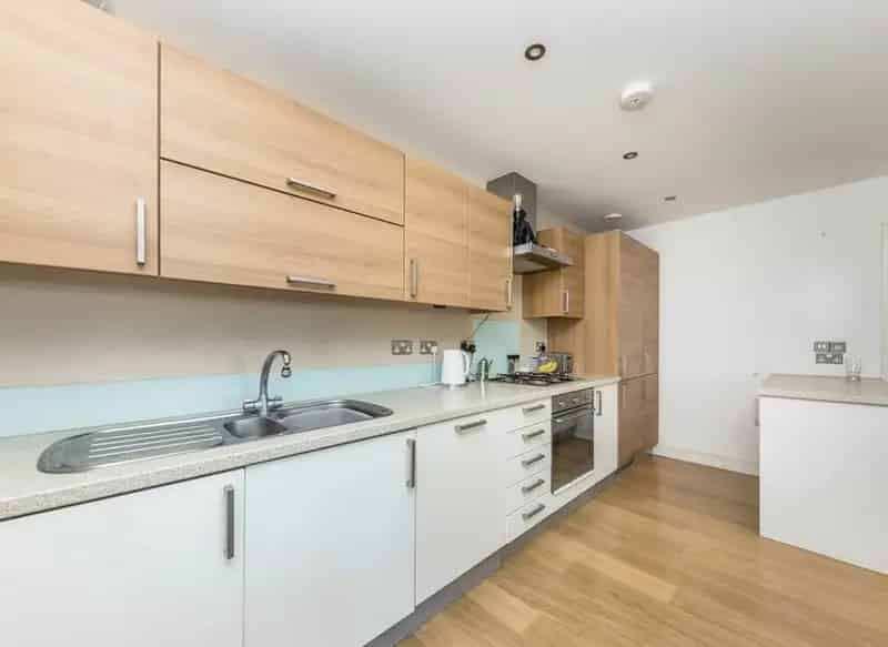 Two Double Bedroom Flat Walthamstow Chain Free Parking Balcony