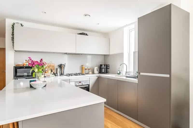 1 Bedroom Flat for Sale near Clapham Junction