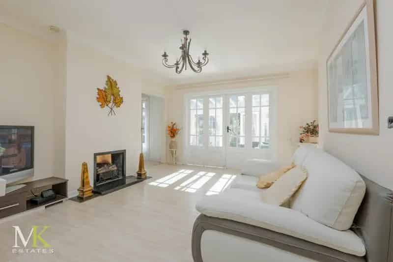 3 Bedroom Detached Bungalow for Sale in Queens Park BH8