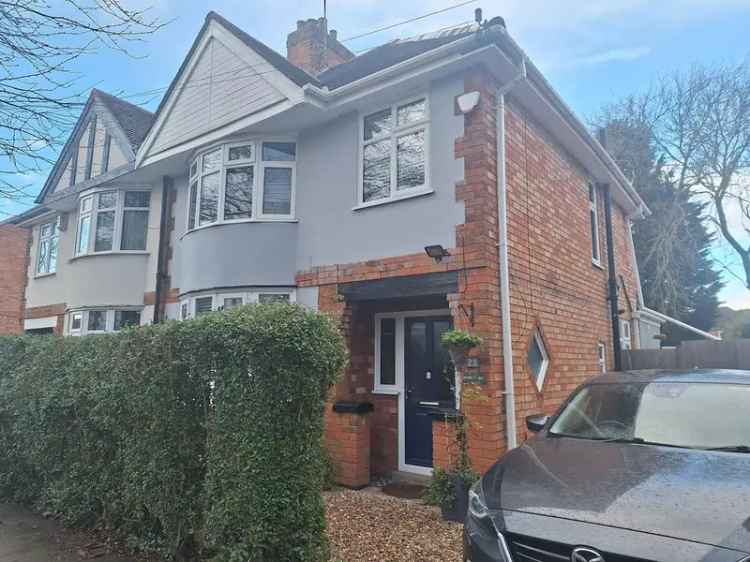 3 bedroom semi-detached house to rent