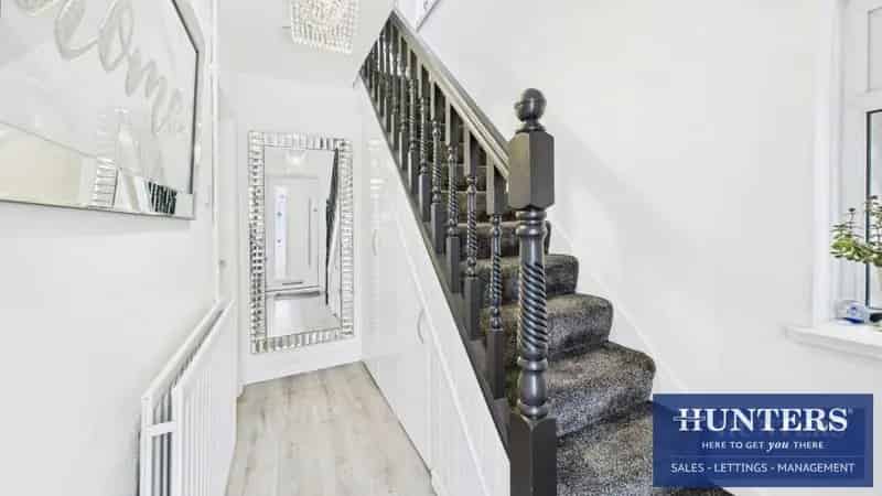 3 bedroom House
 For Sale 
Total Size: 780 SQ FT