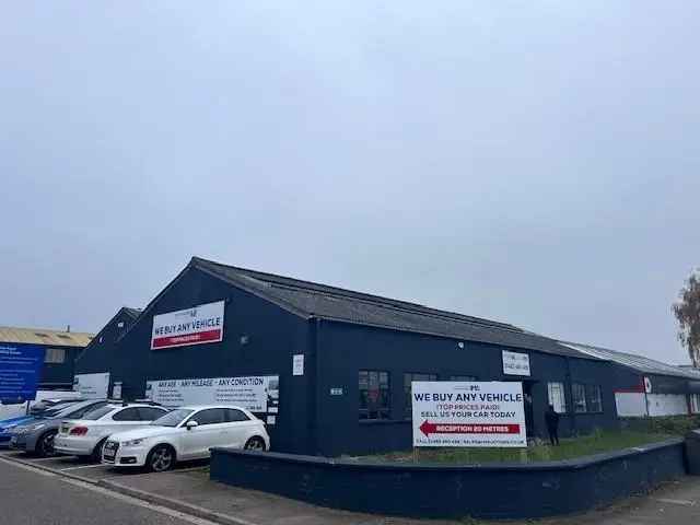 IndustrialCommercial Unit: ProductionStorageSpace with Offices and Parking