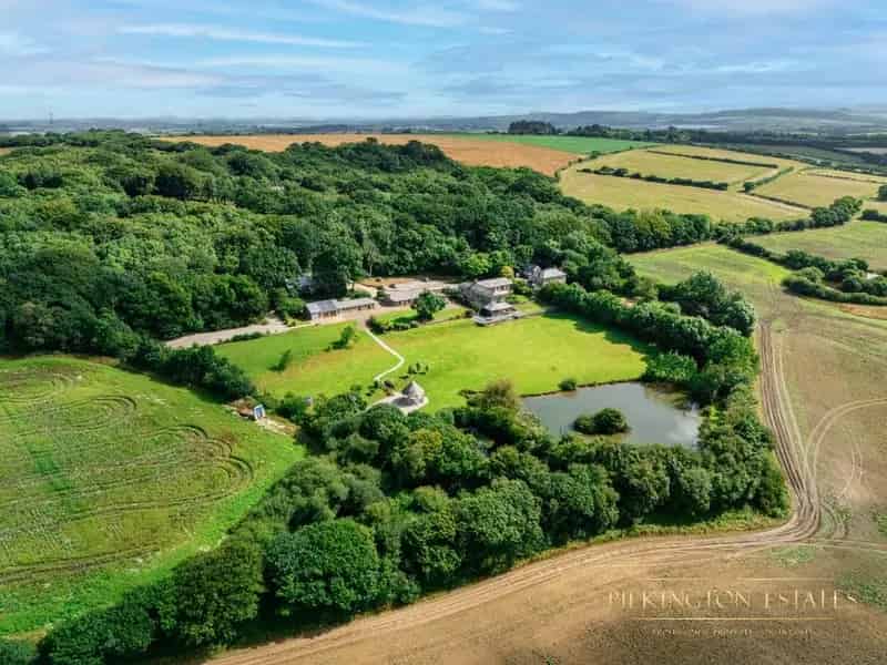 10 Bedroom Detached House for Sale in Cornwall