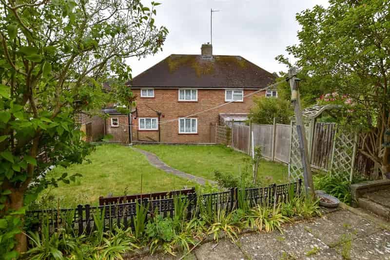 3 Bedroom Semi-Detached House for Sale in Bevendean
